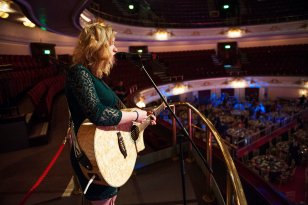 FOR SUNDAY MAIL Singer entertains the crowd as guests arrive. Young Scot Awards 2015, Usher Hall, Edinburgh.. FEE PAYABLE FOR ALL INTERNET USE All money payable:- Mark Anderson Flat 2/2 Glasgow G41 3HG